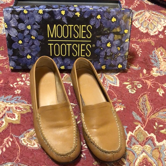 mootsies tootsies slippers